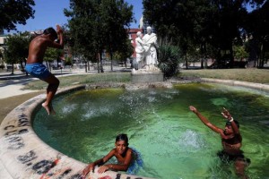 villa_comunale_fontana_di_oreste_ed_elettra