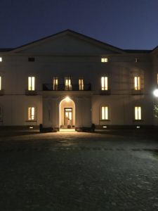 Villa Flridiana illuminata per l'inaugurazione della mostra di Ugo Marano